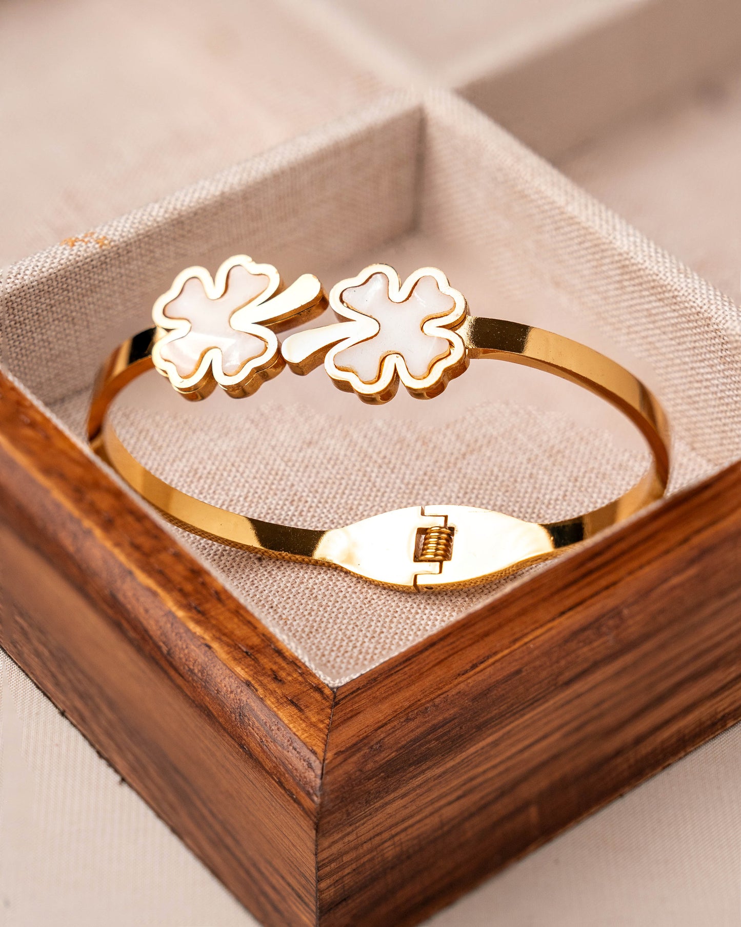 Clover Bracelet