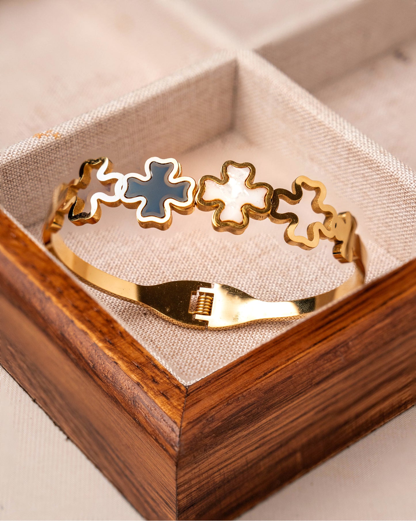 Cross Round Flower Bracelet