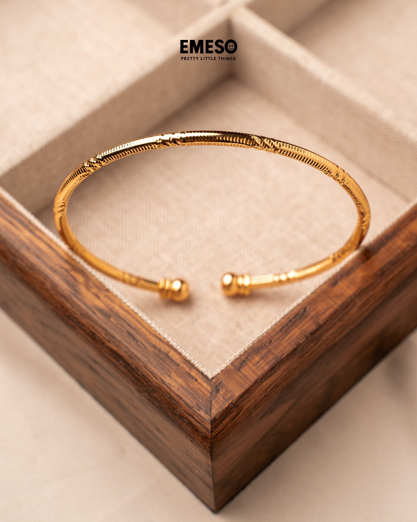 Bracelet