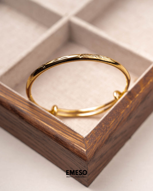 Classical Smooth Gold Color Adjustable Bracelet