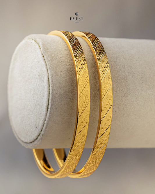 Pair Traditional Bangles ETB0021